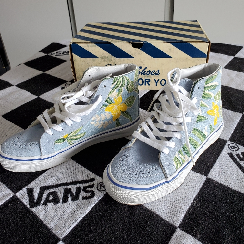 Women's Sk8hi Slim Van Doren Blue Bell Hawaii